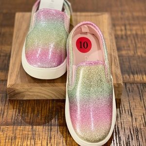 CARTER’S tween11 slip on